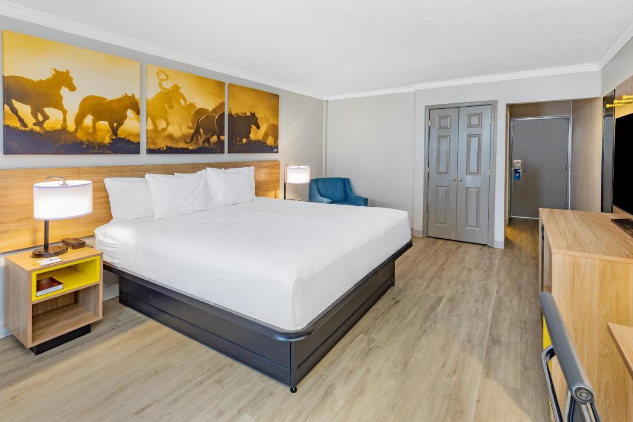 Days Inn By Wyndham Del Rio Zewnętrze zdjęcie