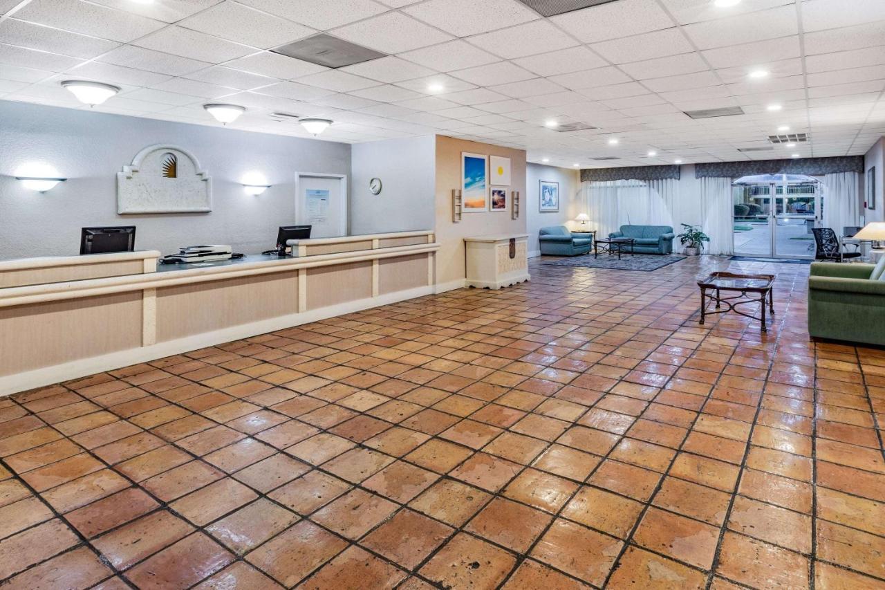 Days Inn By Wyndham Del Rio Zewnętrze zdjęcie
